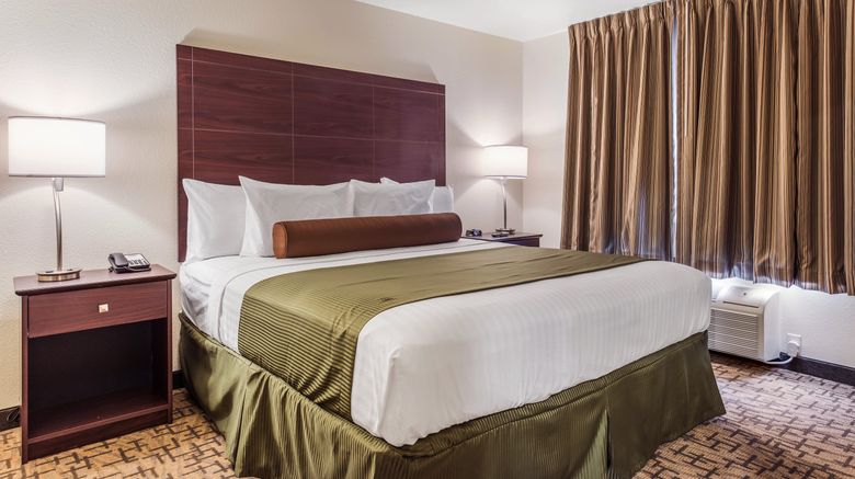 <b>Cobblestone Hotel Hutchinson Suite</b>. Images powered by <a href="https://www.leonardoworldwide.com/" title="Leonardo Worldwide" target="_blank">Leonardo</a>.