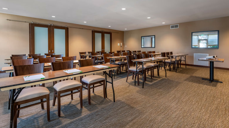 <b>Holiday Inn Bangor-Odlin Road Meeting</b>. Images powered by <a href="https://www.leonardoworldwide.com/" title="Leonardo Worldwide" target="_blank">Leonardo</a>.