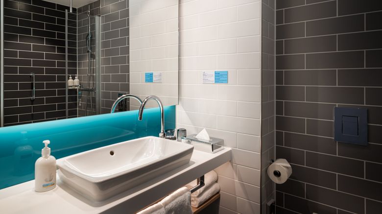 <b>Holiday Inn Express Rosenheim Room</b>. Images powered by <a href="https://www.leonardoworldwide.com/" title="Leonardo Worldwide" target="_blank">Leonardo</a>.