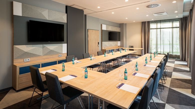 <b>Holiday Inn Express Rosenheim Meeting</b>. Images powered by <a href="https://www.leonardoworldwide.com/" title="Leonardo Worldwide" target="_blank">Leonardo</a>.