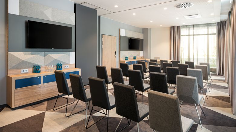 <b>Holiday Inn Express Rosenheim Meeting</b>. Images powered by <a href="https://www.leonardoworldwide.com/" title="Leonardo Worldwide" target="_blank">Leonardo</a>.