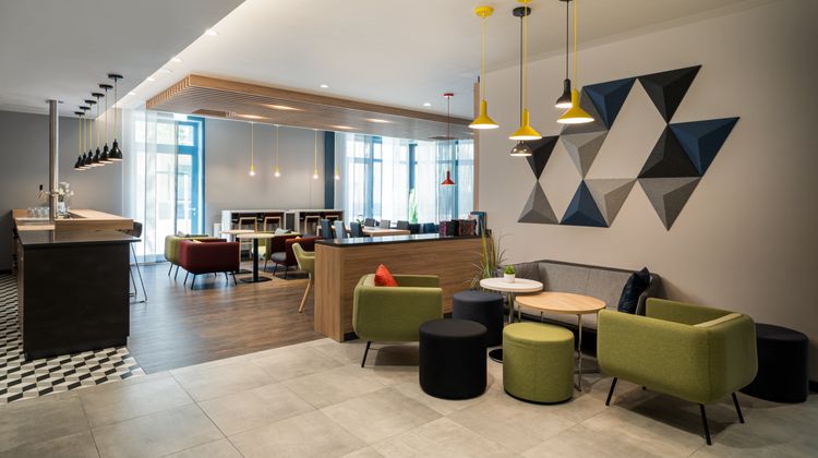 Holiday Inn Express Rosenheim Lobby