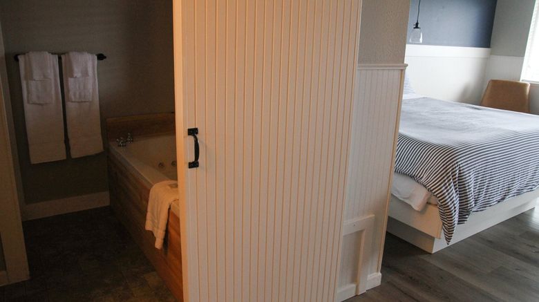 <b>Boardwalk Cottages Suite</b>. Images powered by <a href="https://www.leonardoworldwide.com/" title="Leonardo Worldwide" target="_blank">Leonardo</a>.