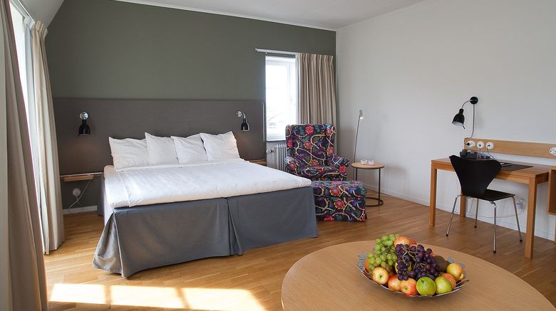 <b>Hotel Bishops Arms Room</b>. Images powered by <a href="https://www.leonardoworldwide.com/" title="Leonardo Worldwide" target="_blank">Leonardo</a>.