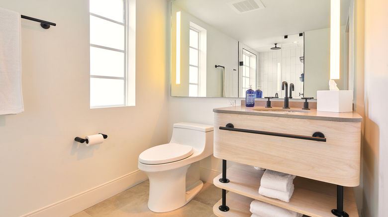 <b>Hotel Greystone Suite</b>. Images powered by <a href="https://www.leonardoworldwide.com/" title="Leonardo Worldwide" target="_blank">Leonardo</a>.