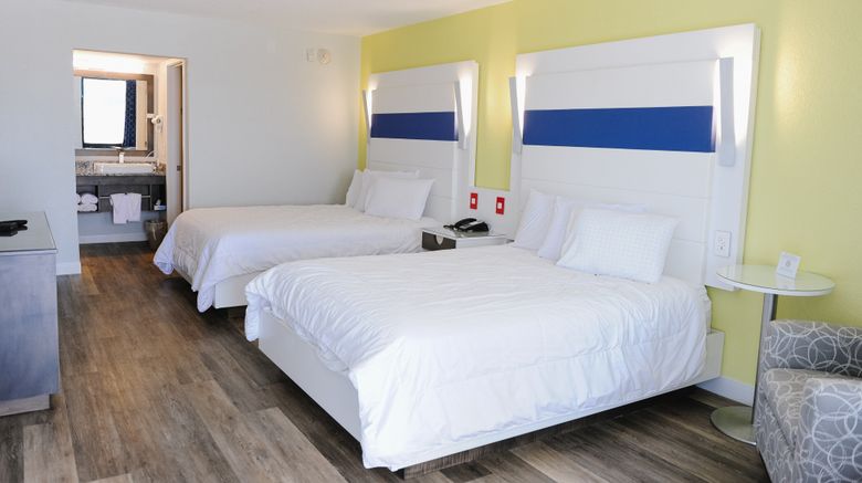 <b>Regency Inn & Suites Room</b>. Images powered by <a href="https://www.leonardoworldwide.com/" title="Leonardo Worldwide" target="_blank">Leonardo</a>.
