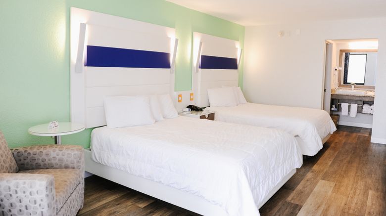 <b>Regency Inn & Suites Room</b>. Images powered by <a href="https://www.leonardoworldwide.com/" title="Leonardo Worldwide" target="_blank">Leonardo</a>.