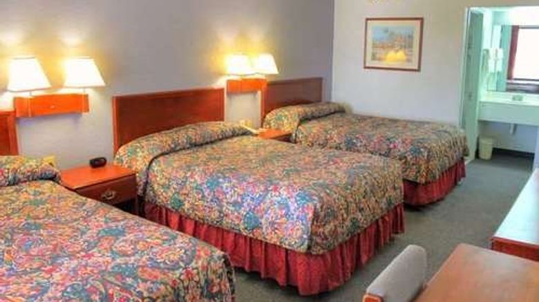 <b>Regency Inn & Suites Room</b>. Images powered by <a href="https://www.leonardoworldwide.com/" title="Leonardo Worldwide" target="_blank">Leonardo</a>.