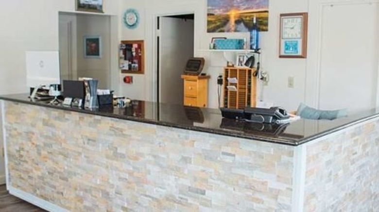 <b>Waterside Inn Lobby</b>. Images powered by <a href="https://www.leonardoworldwide.com/" title="Leonardo Worldwide" target="_blank">Leonardo</a>.