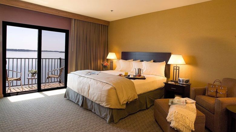 <b>King's Pointe Waterpark Resort Suite</b>. Images powered by <a href="https://www.leonardoworldwide.com/" title="Leonardo Worldwide" target="_blank">Leonardo</a>.