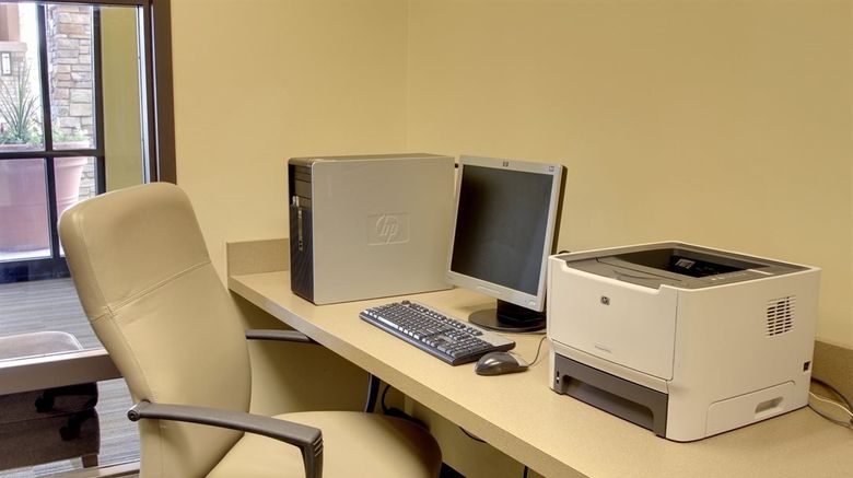 <b>King's Pointe Waterpark Resort Room</b>. Images powered by <a href="https://www.leonardoworldwide.com/" title="Leonardo Worldwide" target="_blank">Leonardo</a>.