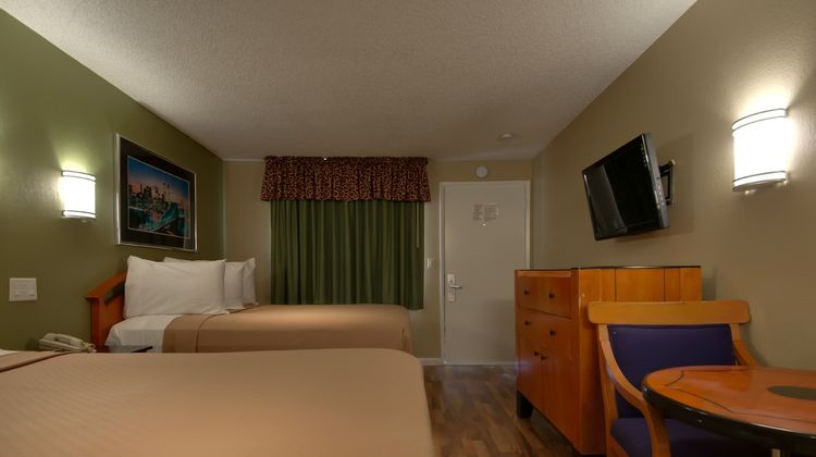 Vagabond Inn Bakersfield South Room