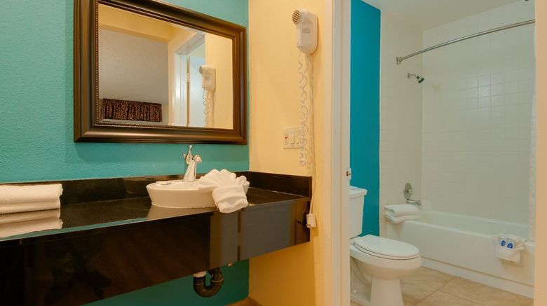 <b>Vagabond Inn Bakersfield South Room</b>. Images powered by <a href="https://www.leonardoworldwide.com/" title="Leonardo Worldwide" target="_blank">Leonardo</a>.