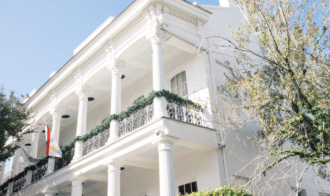 Henry Howard Hotel Exterior