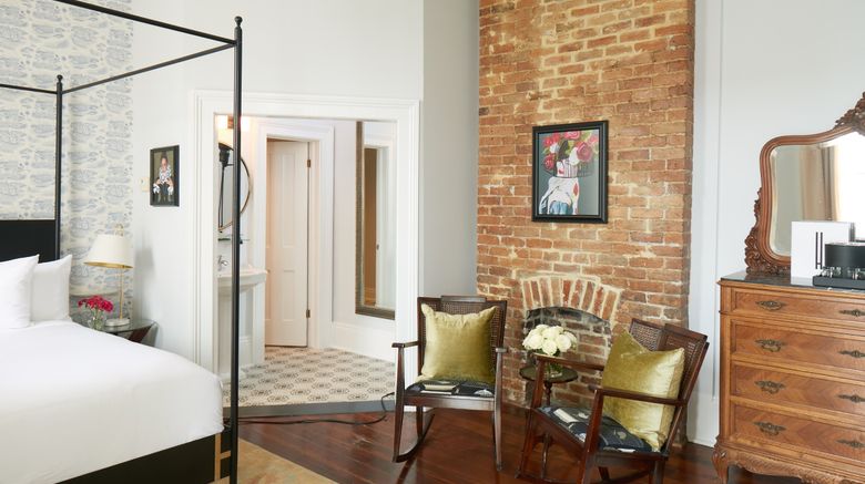 <b>Henry Howard Hotel Suite</b>. Images powered by <a href="https://www.leonardoworldwide.com/" title="Leonardo Worldwide" target="_blank">Leonardo</a>.