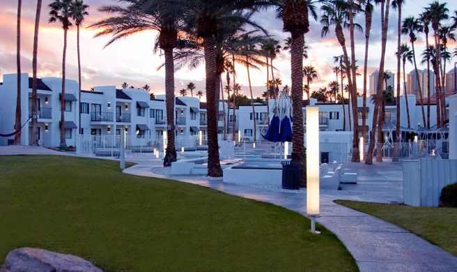 Serene Vegas, a Vegas Resort Exterior