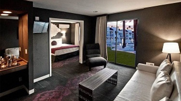 Serene Vegas, a Vegas Resort Suite
