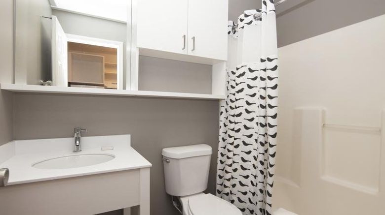 <b>InTown Suites Newport News City Center Room</b>. Images powered by <a href="https://www.leonardoworldwide.com/" title="Leonardo Worldwide" target="_blank">Leonardo</a>.