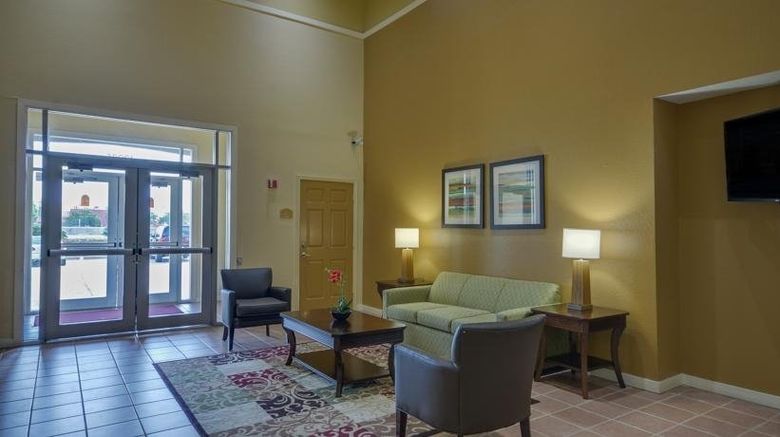 <b>InTown Suites Houston Galleria Lobby</b>. Images powered by <a href="https://www.leonardoworldwide.com/" title="Leonardo Worldwide" target="_blank">Leonardo</a>.