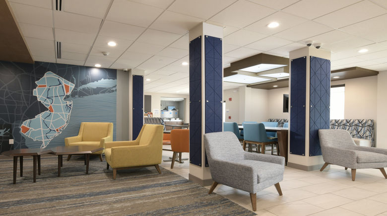 <b>Holiday Inn Express & Stes Williamstown Lobby</b>. Images powered by <a href="https://www.leonardoworldwide.com/" title="Leonardo Worldwide" target="_blank">Leonardo</a>.