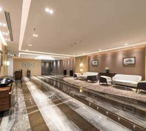Aber Al Munsiyah Hotel Lobby