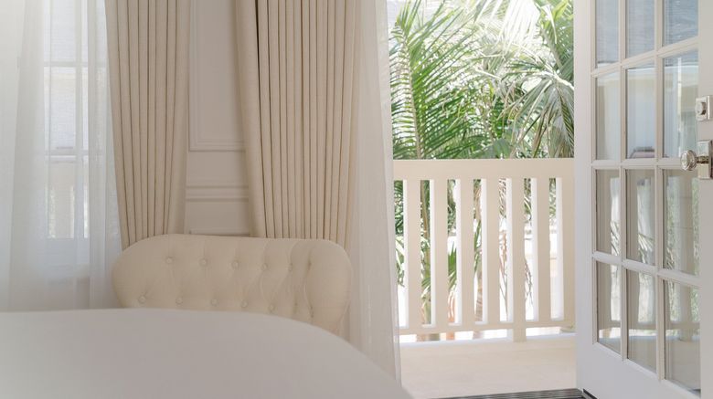 <b>Cara Hotel Room</b>. Images powered by <a href="https://www.leonardoworldwide.com/" title="Leonardo Worldwide" target="_blank">Leonardo</a>.