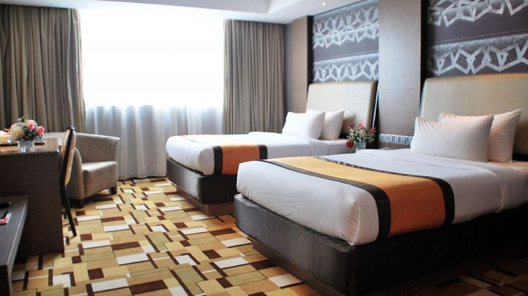 Grand Paragon Hotel Room