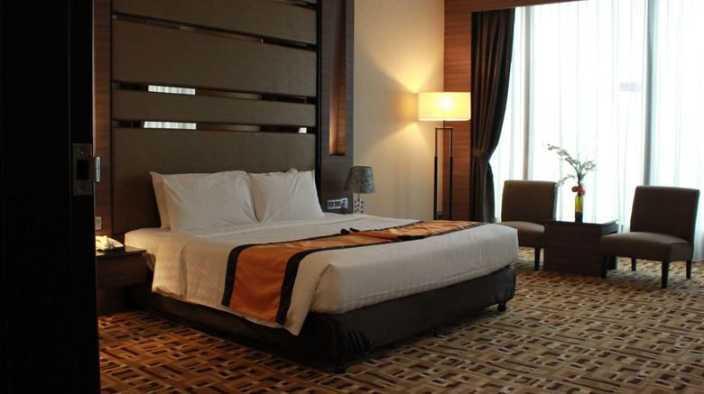 <b>Grand Paragon Hotel Room</b>. Images powered by <a href="https://www.leonardoworldwide.com/" title="Leonardo Worldwide" target="_blank">Leonardo</a>.