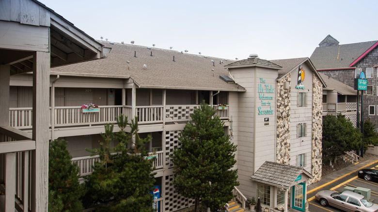 <b>Hi-Tide Resort Exterior</b>. Images powered by <a href="https://www.leonardoworldwide.com/" title="Leonardo Worldwide" target="_blank">Leonardo</a>.