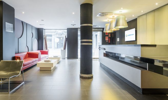 Hotel Ilunion Almirante Lobby
