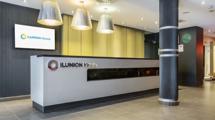 Hotel Ilunion Almirante Lobby