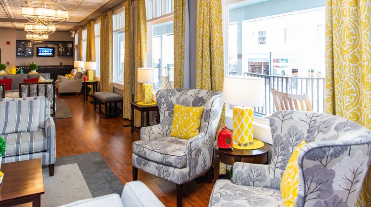 Lake View Hotel Restaurant