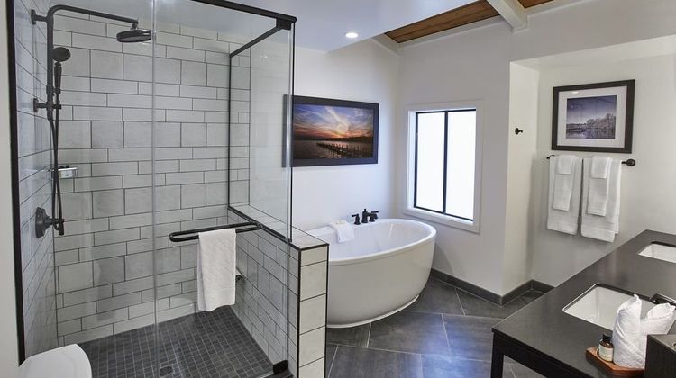 Grand Geneva Resort & Spa Suite