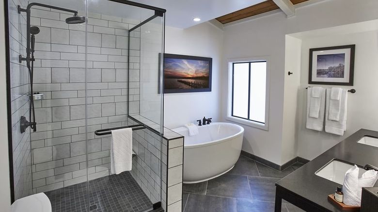 <b>Grand Geneva Resort & Spa Suite</b>. Images powered by <a href="https://www.leonardoworldwide.com/" title="Leonardo Worldwide" target="_blank">Leonardo</a>.