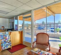 Budget Inn Downtown Boise Lobby
