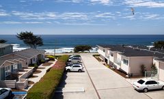 Cambria Landing Inn & Suites