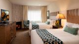 Cambria Landing Inn & Suites Room