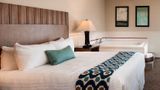 Cambria Landing Inn & Suites Suite