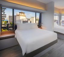 Travelodge Harbourfront Room