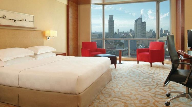 New Coast Hotel Manila Room