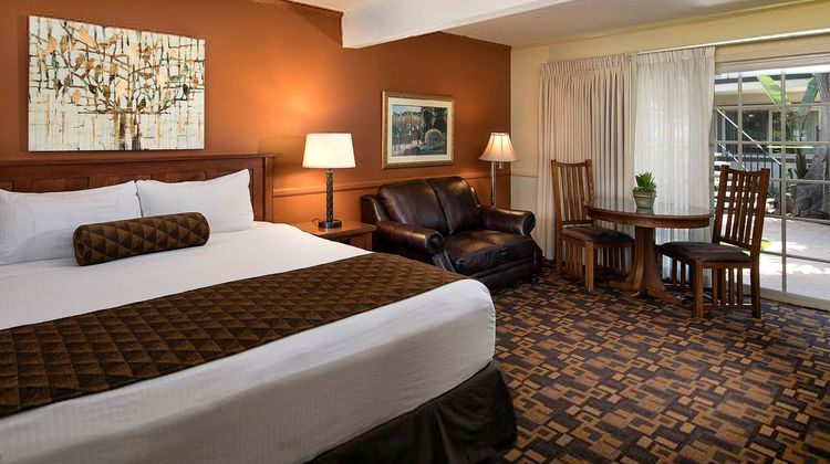 Inn By The Harbor Room