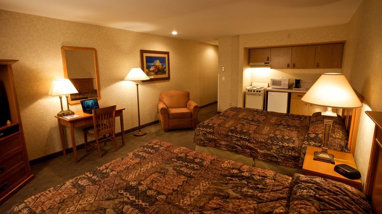 <b>Cousins Country Inn Room</b>. Images powered by <a href="https://www.leonardoworldwide.com/" title="Leonardo Worldwide" target="_blank">Leonardo</a>.
