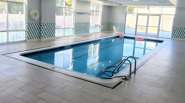 <b>Holiday Inn Piscataway-Somerset Pool</b>. Images powered by <a href="https://www.leonardoworldwide.com/" title="Leonardo Worldwide" target="_blank">Leonardo</a>.