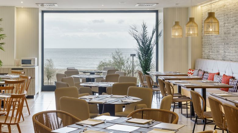 <b>Hotel Ilunion Fuengirola Restaurant</b>. Images powered by <a href="https://www.leonardoworldwide.com/" title="Leonardo Worldwide" target="_blank">Leonardo</a>.