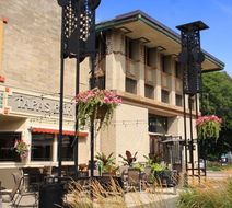 Historic Park Inn Hotel Exterior