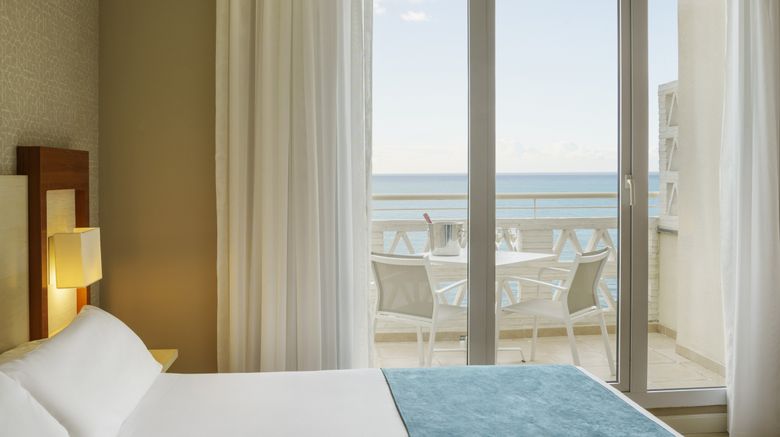 <b>Hotel Ilunion Fuengirola Suite</b>. Images powered by <a href="https://www.leonardoworldwide.com/" title="Leonardo Worldwide" target="_blank">Leonardo</a>.