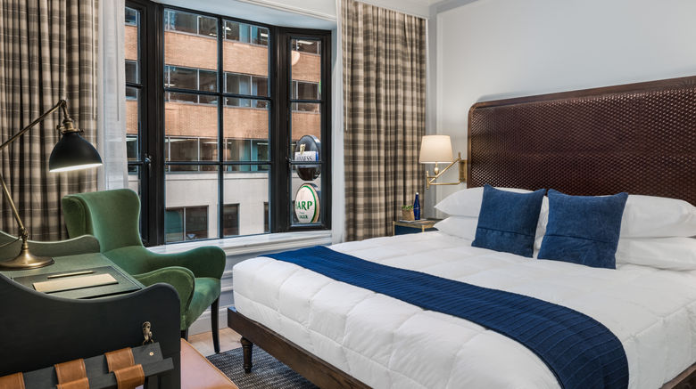 <b>Merrion Row Hotel and Public House Room</b>. Images powered by <a href="https://www.leonardoworldwide.com/" title="Leonardo Worldwide" target="_blank">Leonardo</a>.