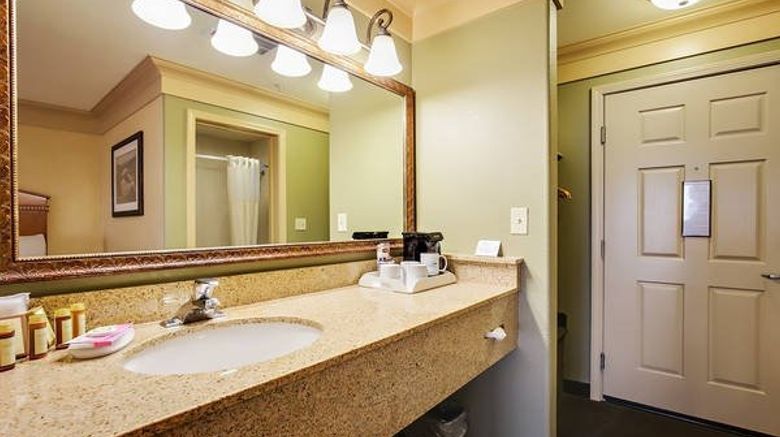 <b>Beachcomber Motel Room</b>. Images powered by <a href="https://www.leonardoworldwide.com/" title="Leonardo Worldwide" target="_blank">Leonardo</a>.