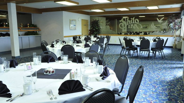 <b>Shilo Inns Tillamook Meeting</b>. Images powered by <a href="https://www.leonardoworldwide.com/" title="Leonardo Worldwide" target="_blank">Leonardo</a>.
