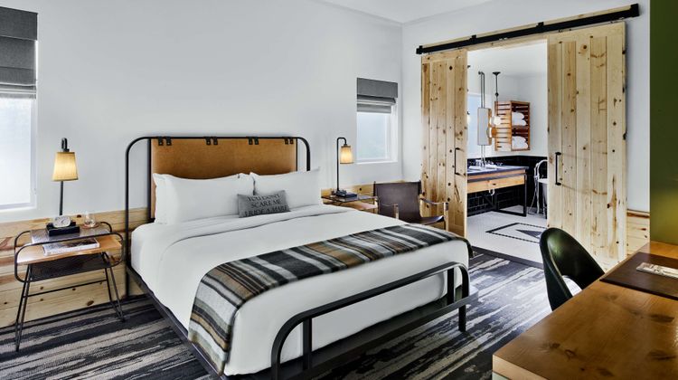 Cavalry Court Hotel Suite
